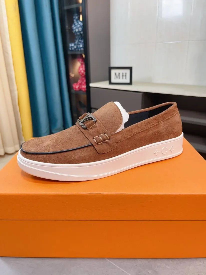 Men's shoes💰440🌹🌹[LV]🌹High-end brand of men's shoes: official website 1:1 latest masterpiece: the upper is made of Italian imported first-layer cowhide with special materials➕made of full genuine leather lining🔥, making walking more convenient and comfortable! Exclusive new style, stunning work [color]! Create a fashionable personality to set off your uniqueness! A must-have for trendy men! Classic🔥Number: 38-44